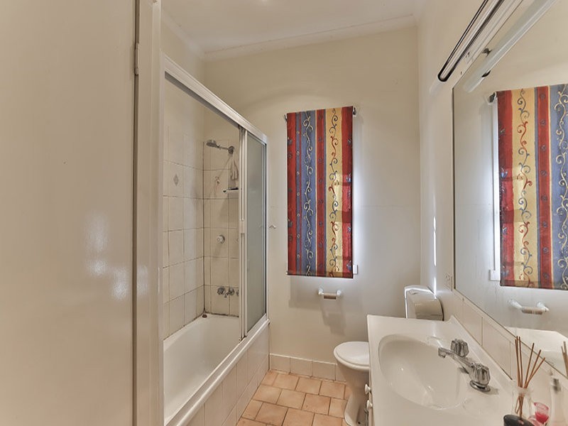 55 Glenvale Road, Newtown QLD 4350