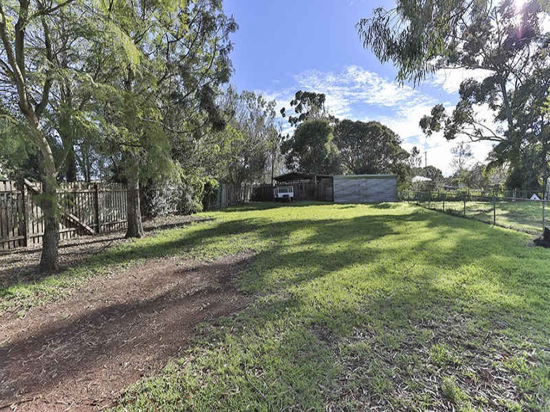 55 Glenvale Road, Newtown QLD 4350