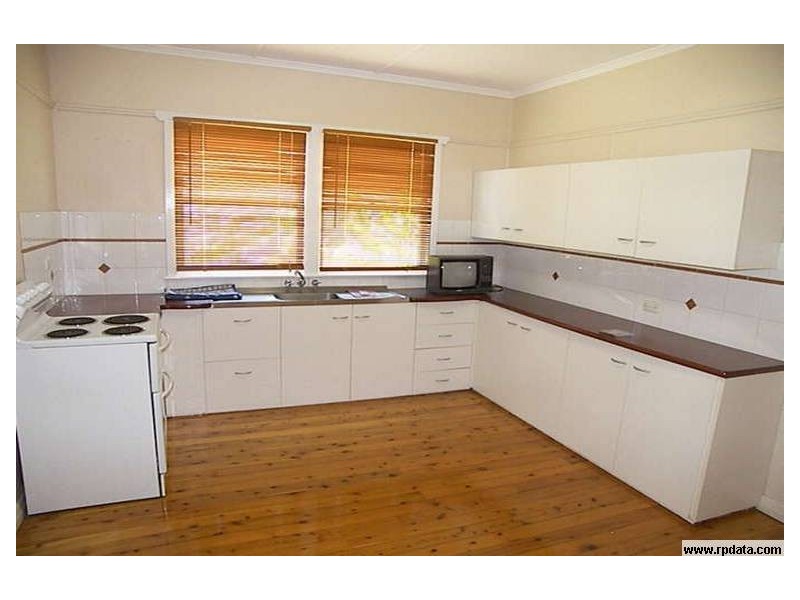 121 Ramsay Street, Centenary Heights QLD 4350