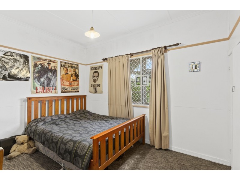 34 Dunne Street, Harristown QLD 4350