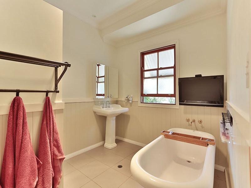 32 Goombungee Road, Kingsthorpe QLD 4400