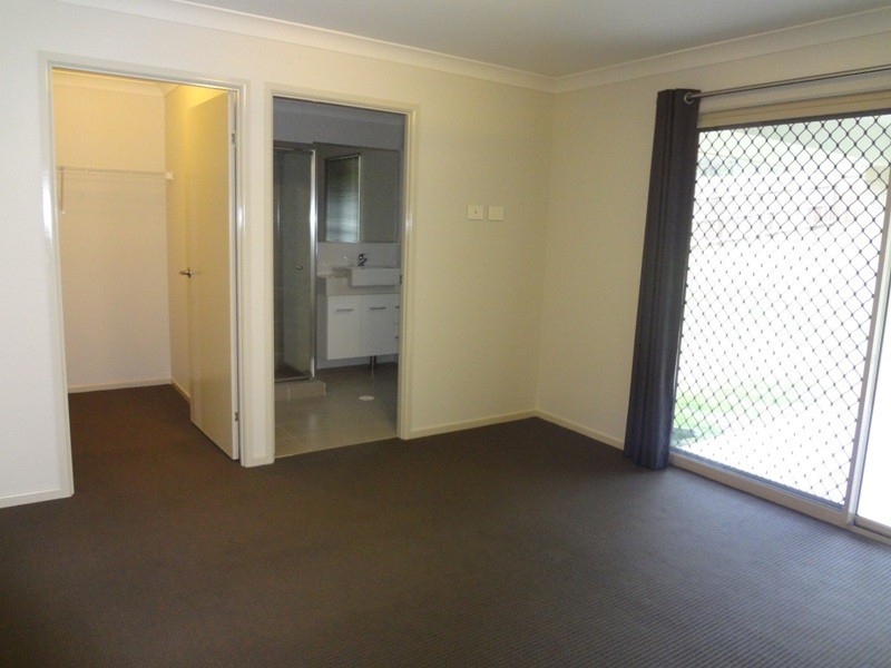 51 Sommariva Street, Westbrook QLD 4350