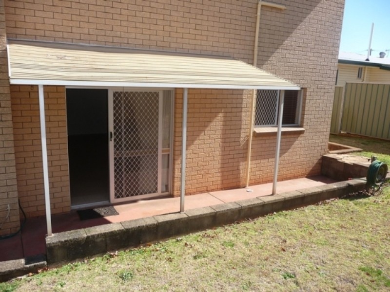 1/128  Curzon Street, Rangeville QLD 4350