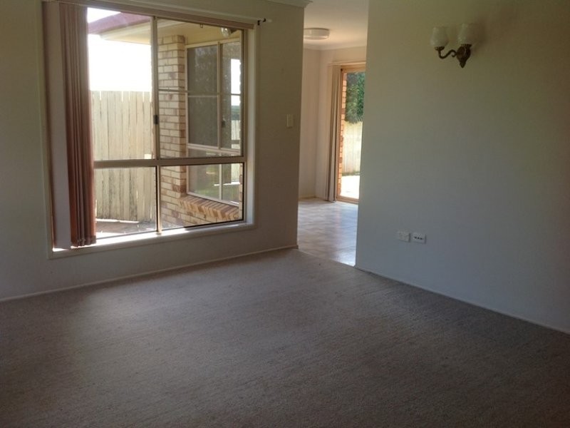 15 Shamrock Court, Middle Ridge QLD 4350