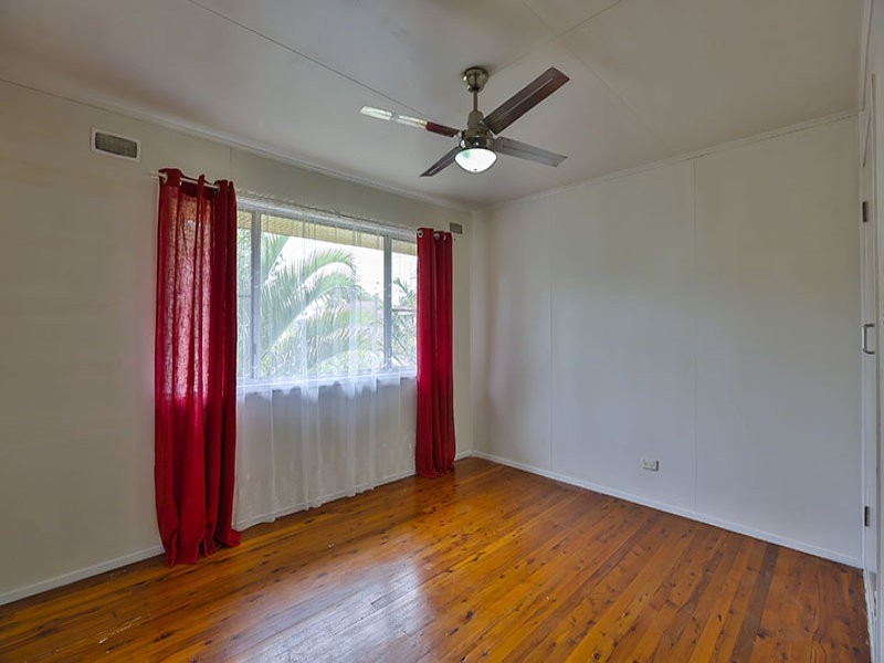 6 Dignan Street, Harristown QLD 4350