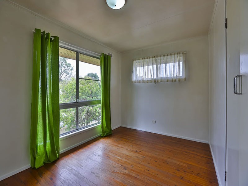 6 Dignan Street, Harristown QLD 4350