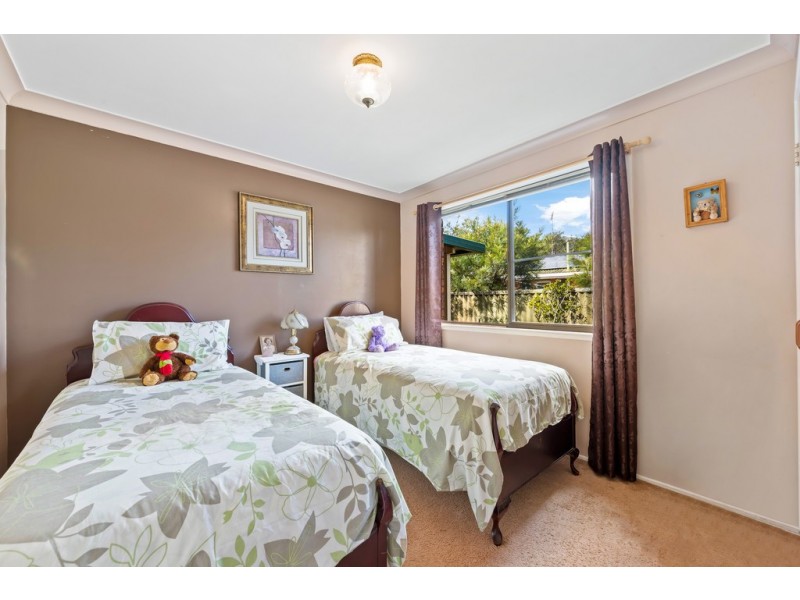10 Jacinta Court, Wilsonton QLD 4350