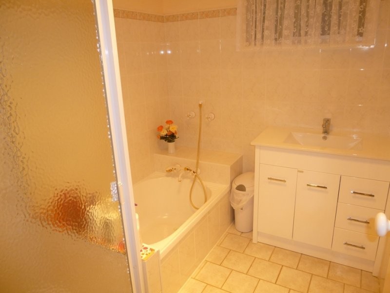 31 Sardon Street, Centenary Heights QLD 4350