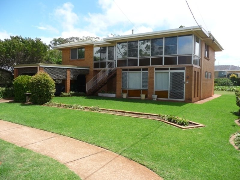 5 Mottram Court, Wilsonton QLD 4350