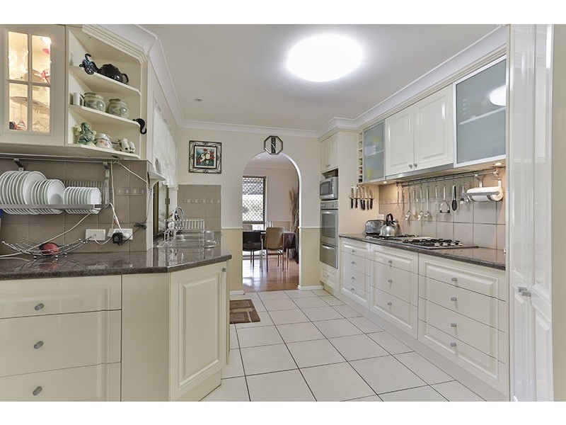 13 Hardy Court, Wilsonton QLD 4350