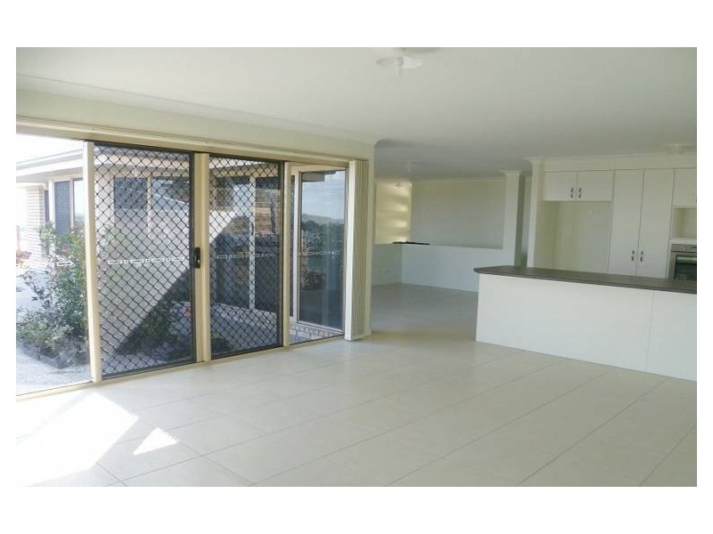 17 Rubie Court, Westbrook QLD 4350