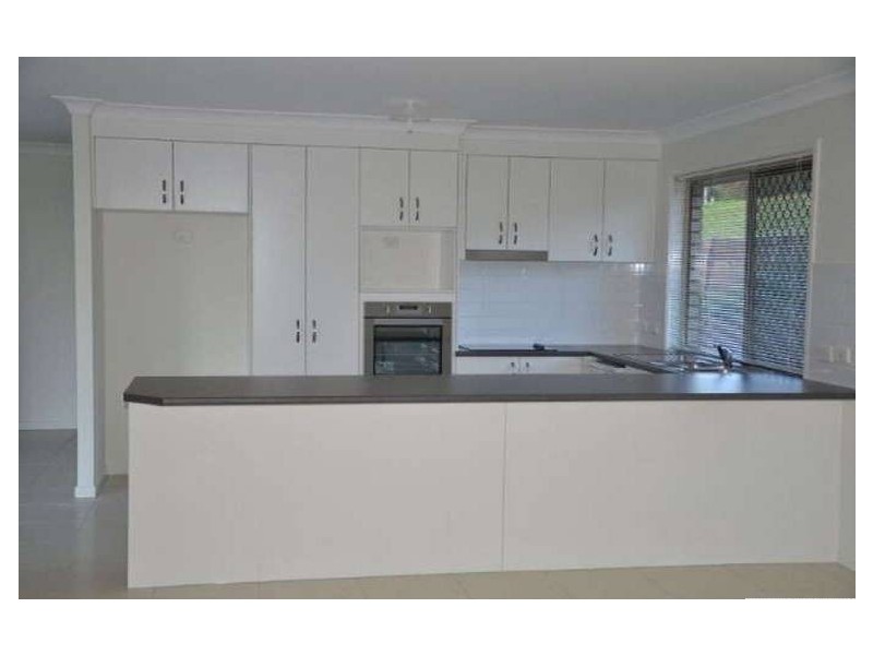 17 Rubie Court, Westbrook QLD 4350