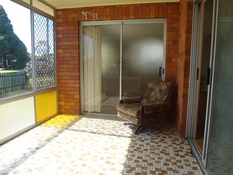 6 MCINTYRE STREET, Centenary Heights QLD 4350