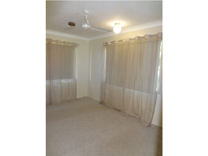 6 MCINTYRE STREET, Centenary Heights QLD 4350