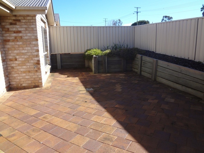 1/61 Luck Street, Drayton QLD 4350