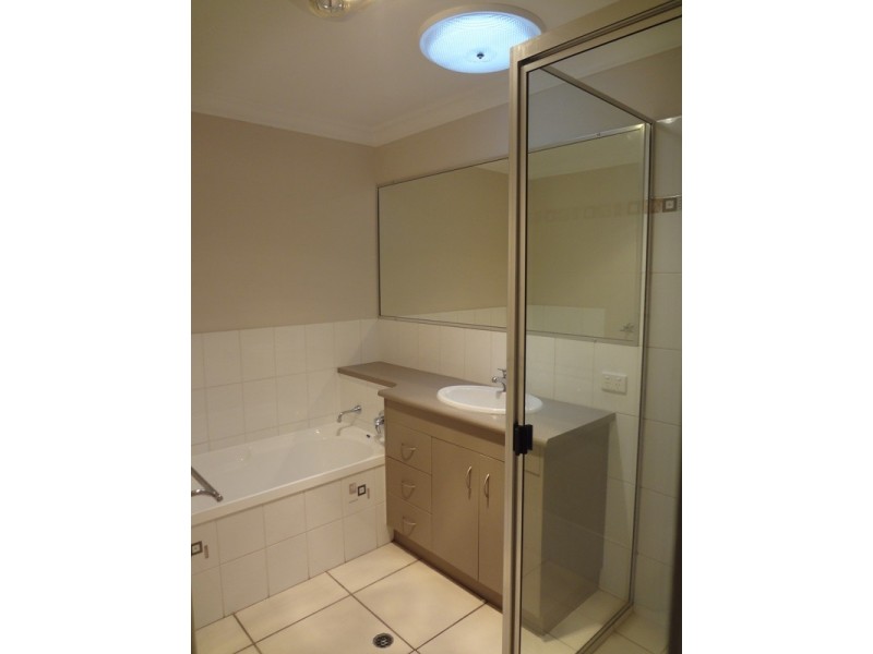 1/61 Luck Street, Drayton QLD 4350