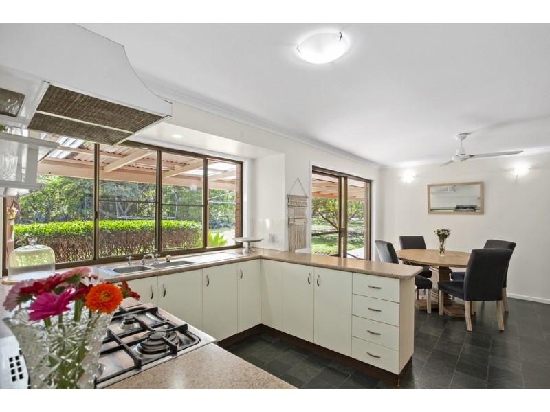 24 Sunray Drive, Highfields QLD 4352