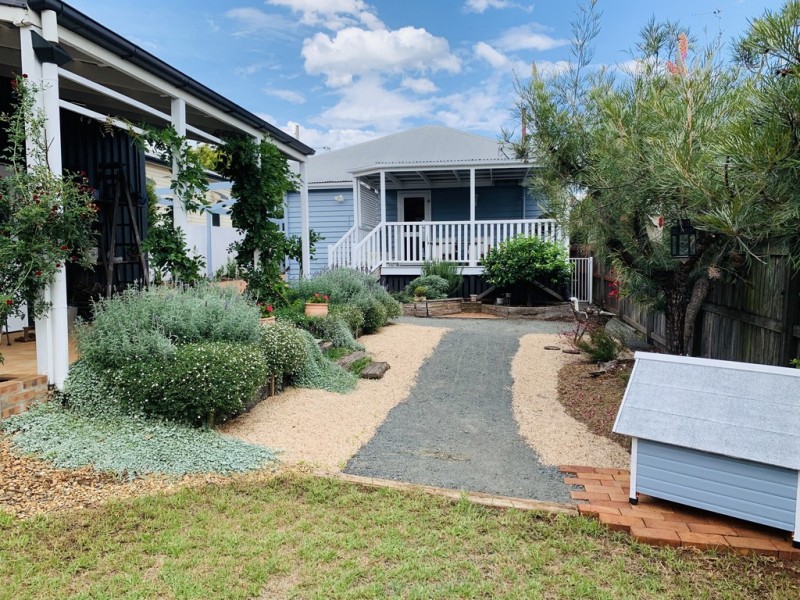 3 Trevethan Street, Mount Lofty QLD 4350