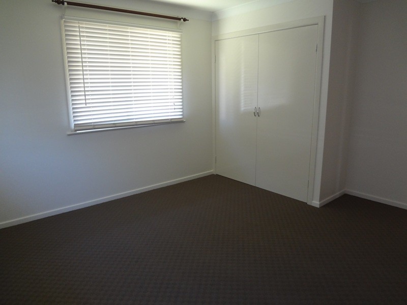 9 McNamara Street, Centenary Heights QLD 4350