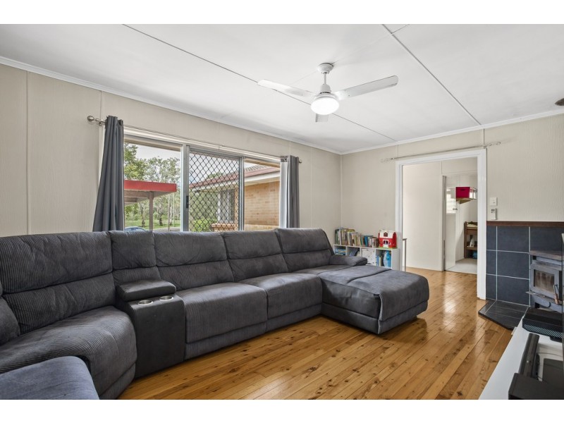 235a Mackenzie Street, Centenary Heights QLD 4350