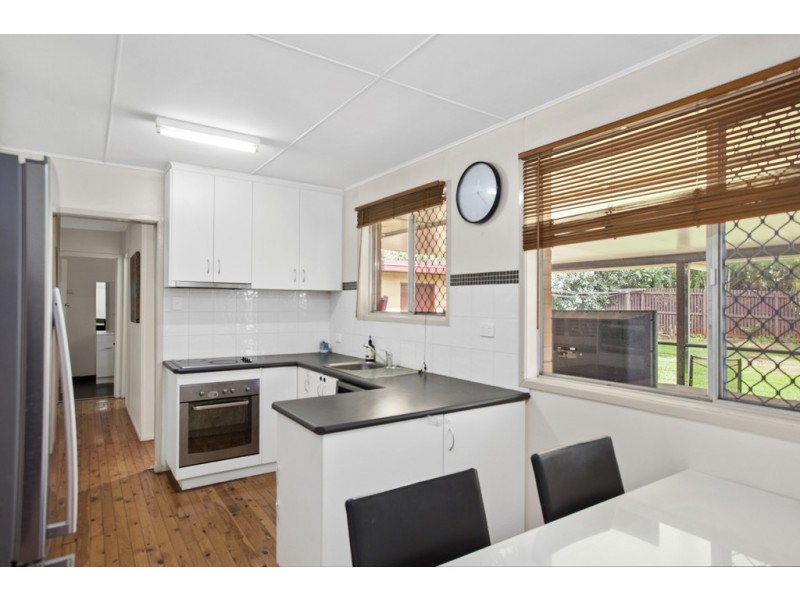 235a Mackenzie Street, Centenary Heights QLD 4350