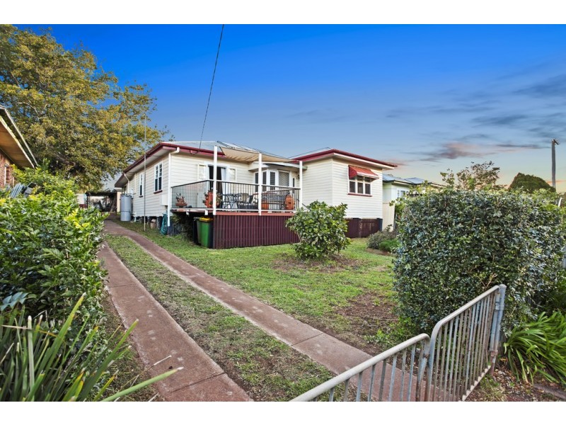 26 Underwood Crescent, Harristown QLD 4350