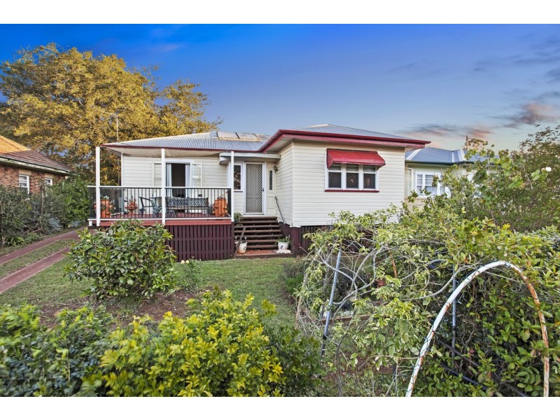 26 Underwood Crescent, Harristown QLD 4350