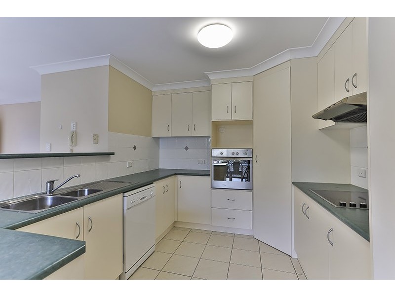 1/9 Albert Street, Newtown QLD 4350