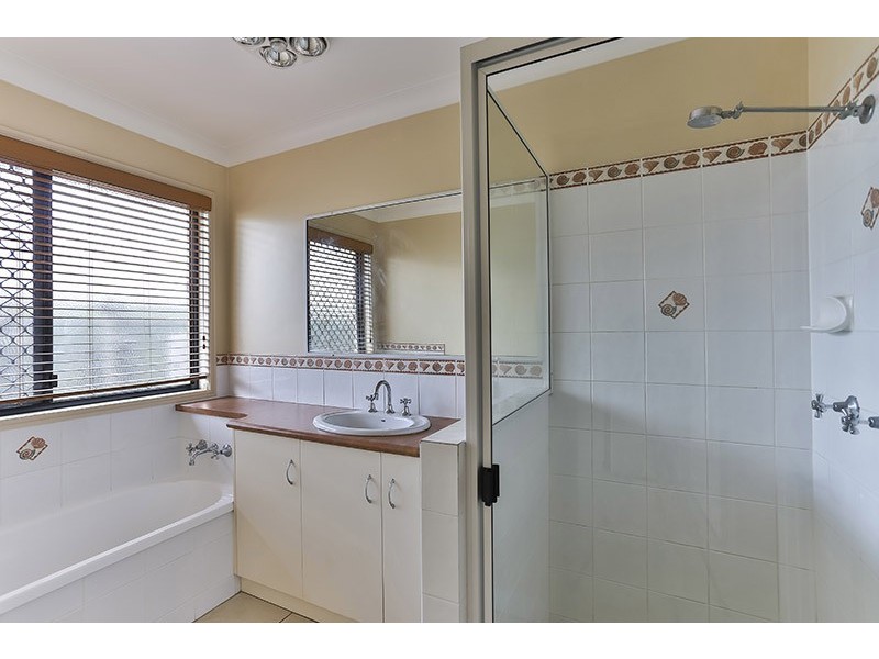 1/9 Albert Street, Newtown QLD 4350