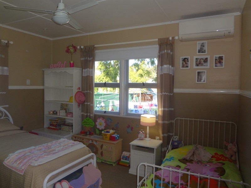 16 Roessler Street, Rangeville QLD 4350