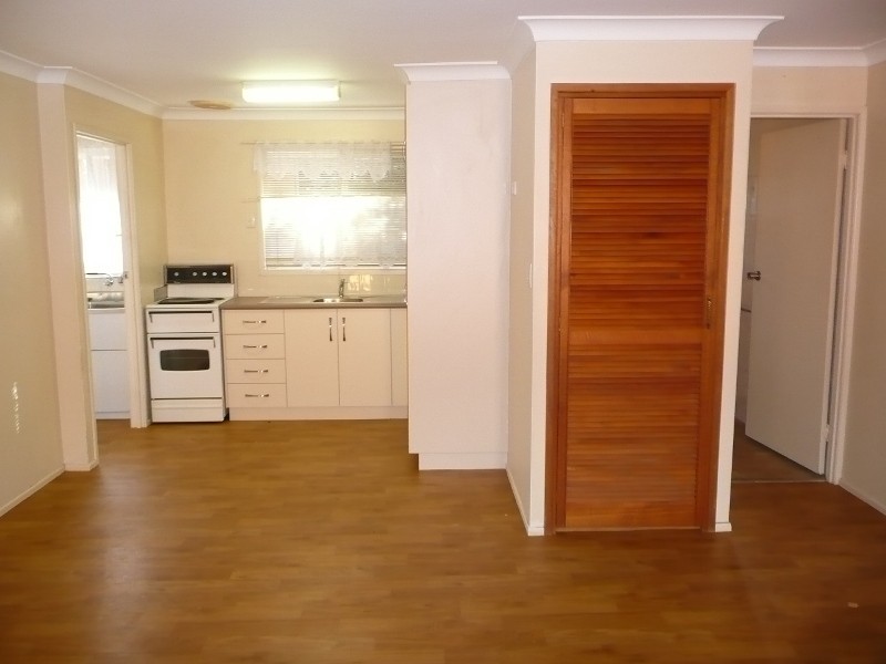 1/244 Alderley Street, Centenary Heights QLD 4350