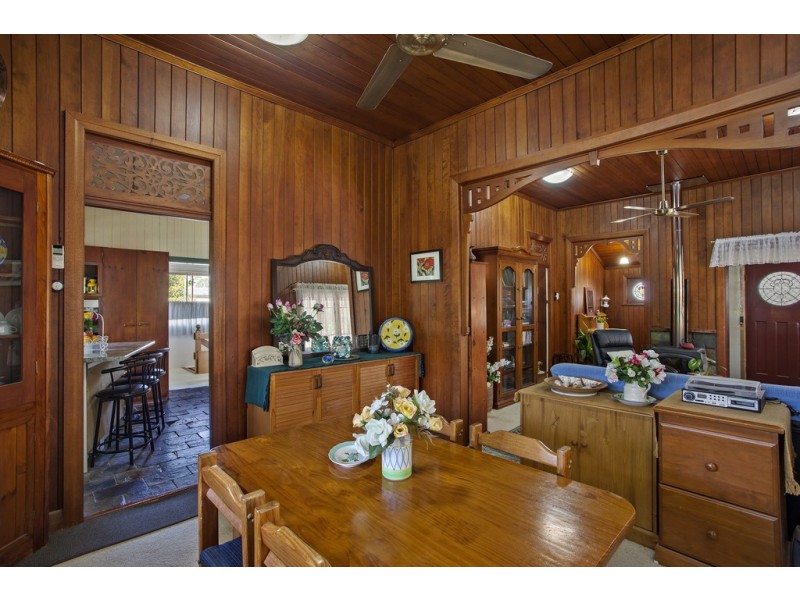 32 School Street, Helidon QLD 4344