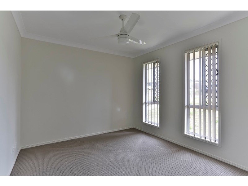 10 Sweeney Street, Kearneys Spring QLD 4350