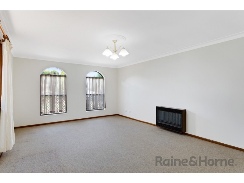 3 Orchid Street, Centenary Heights QLD 4350