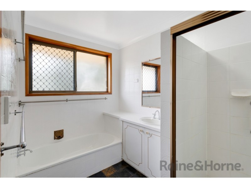 3 Orchid Street, Centenary Heights QLD 4350