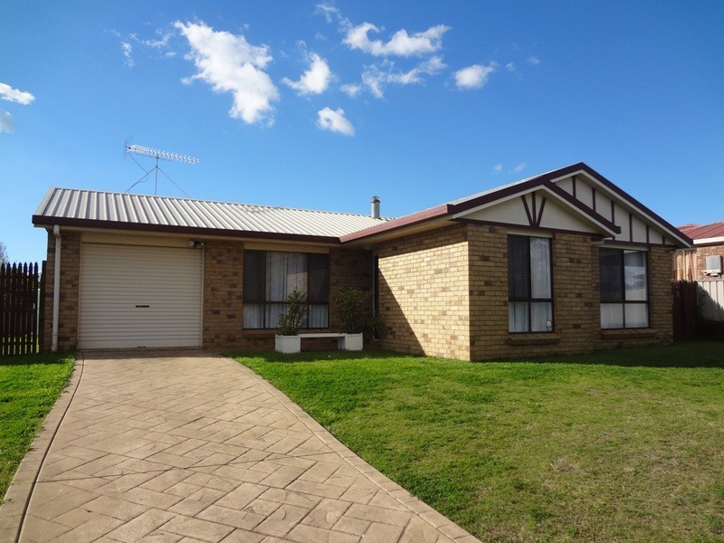 21 Satinwood Court, Glenvale QLD 4350