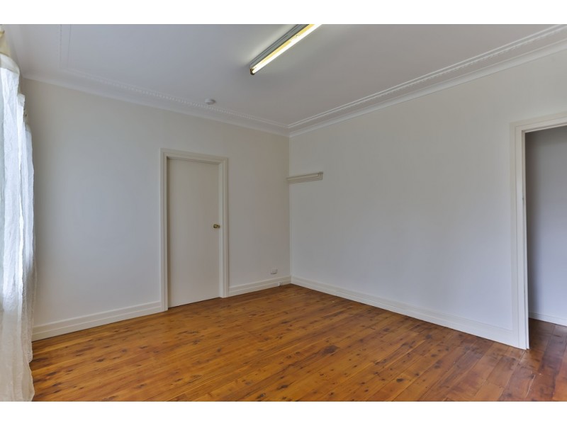 34 Glenvale Road, Harristown QLD 4350