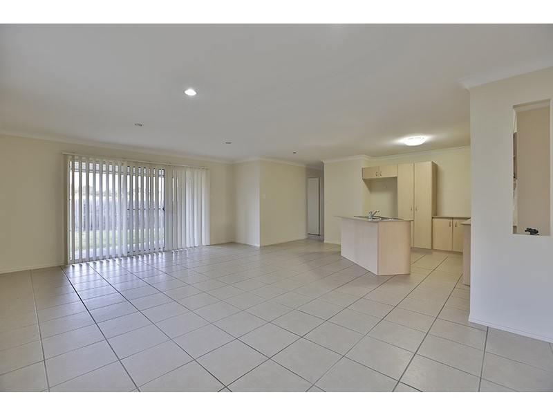 674 Greenwattle Street, Harristown QLD 4350