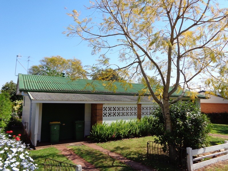 785 Ruthven Street, South Toowoomba QLD 4350