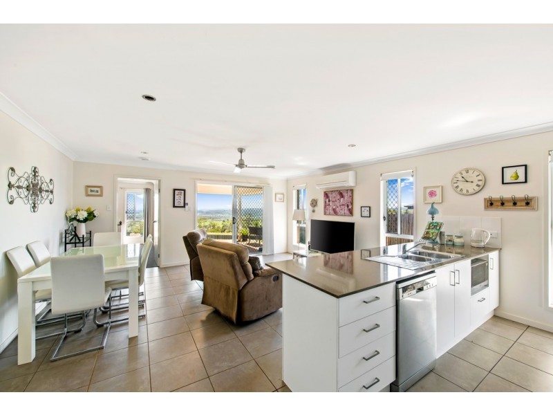 27 Sanctuary Drive, Cranley QLD 4350