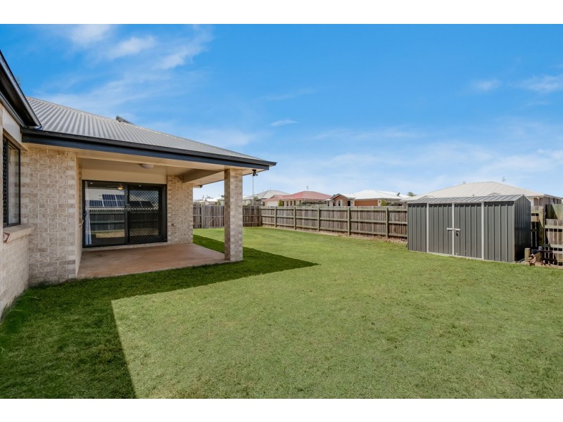 34 Shelby Street, Glenvale QLD 4350