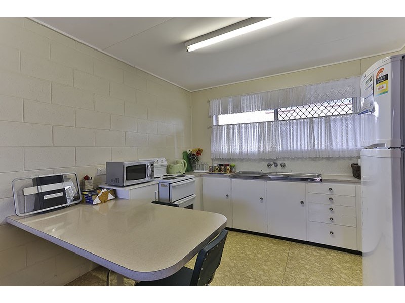 2/37a Tourist Road, East Toowoomba QLD 4350