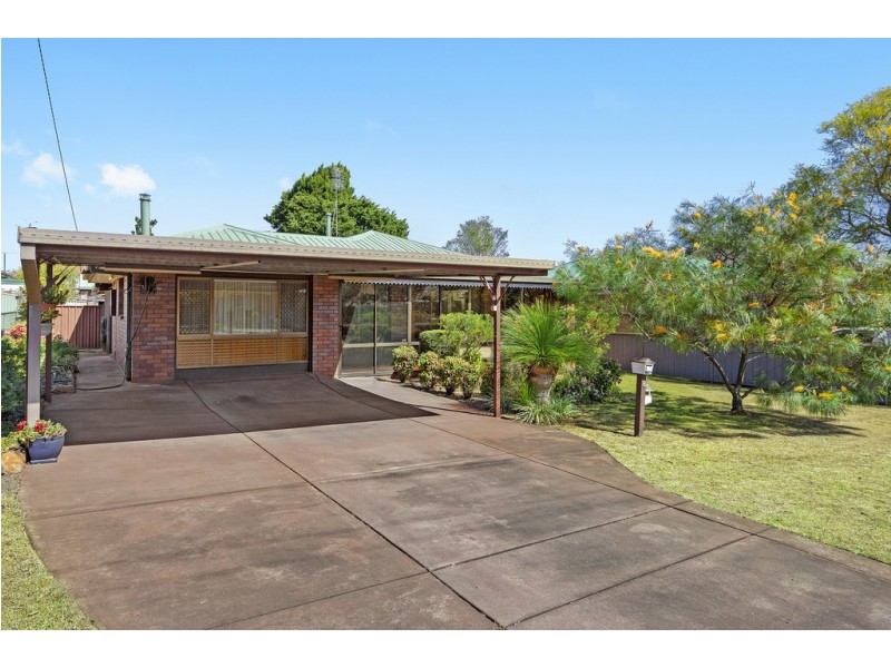 8 Brunner Street, Rangeville QLD 4350