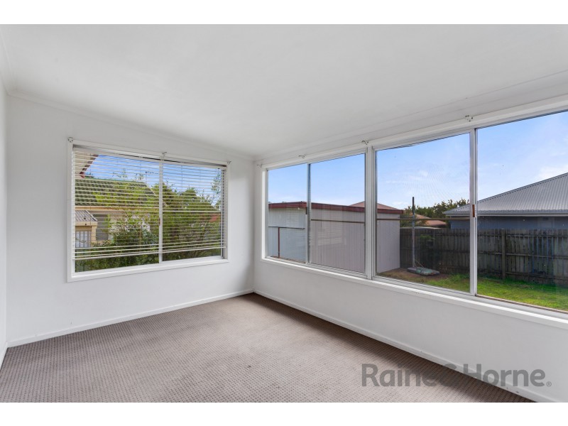 7 McIntyre Street, Centenary Heights QLD 4350