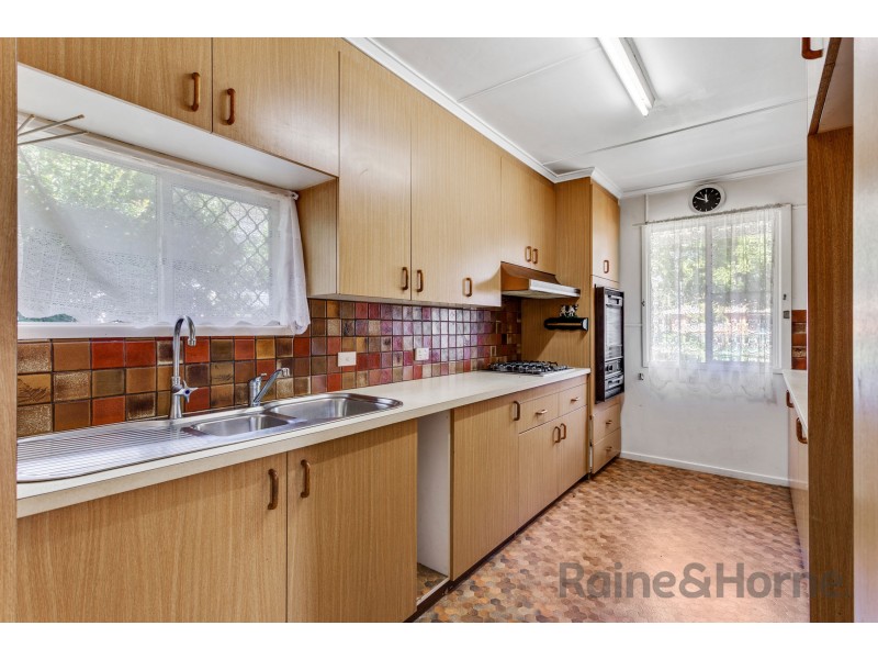 7 McIntyre Street, Centenary Heights QLD 4350