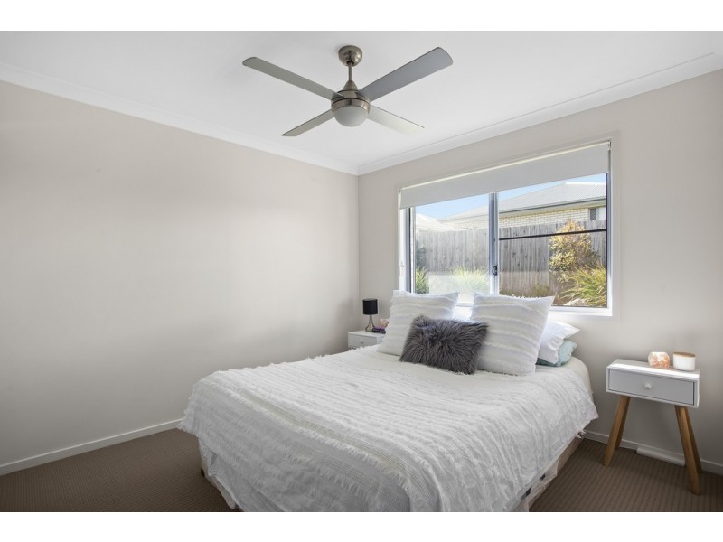 71 Barlow Street, Cranley QLD 4350