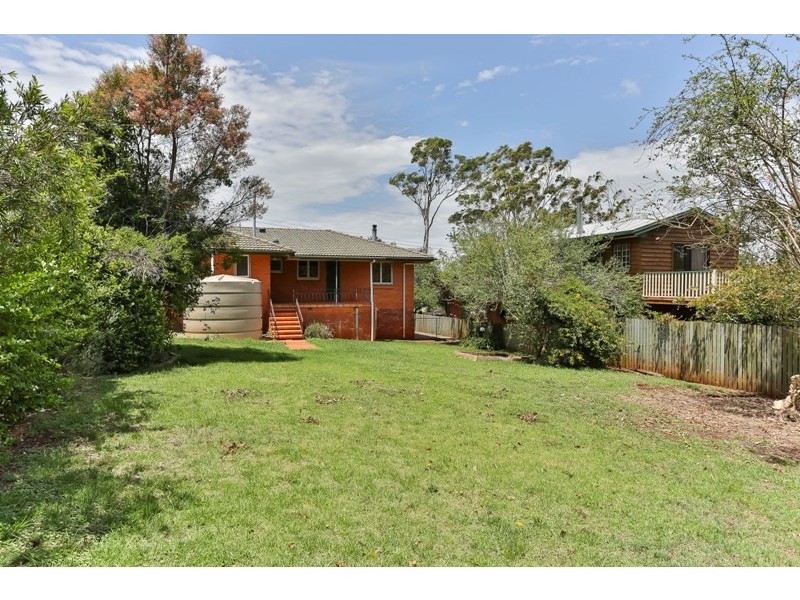 25 South Street, Rangeville QLD 4350