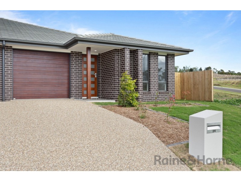 2/4 Melanie Street, Cotswold Hills QLD 4350