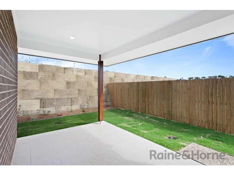 2/4 Melanie Street, Cotswold Hills QLD 4350