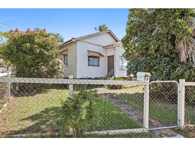 37 Mort Street, Newtown QLD 4350